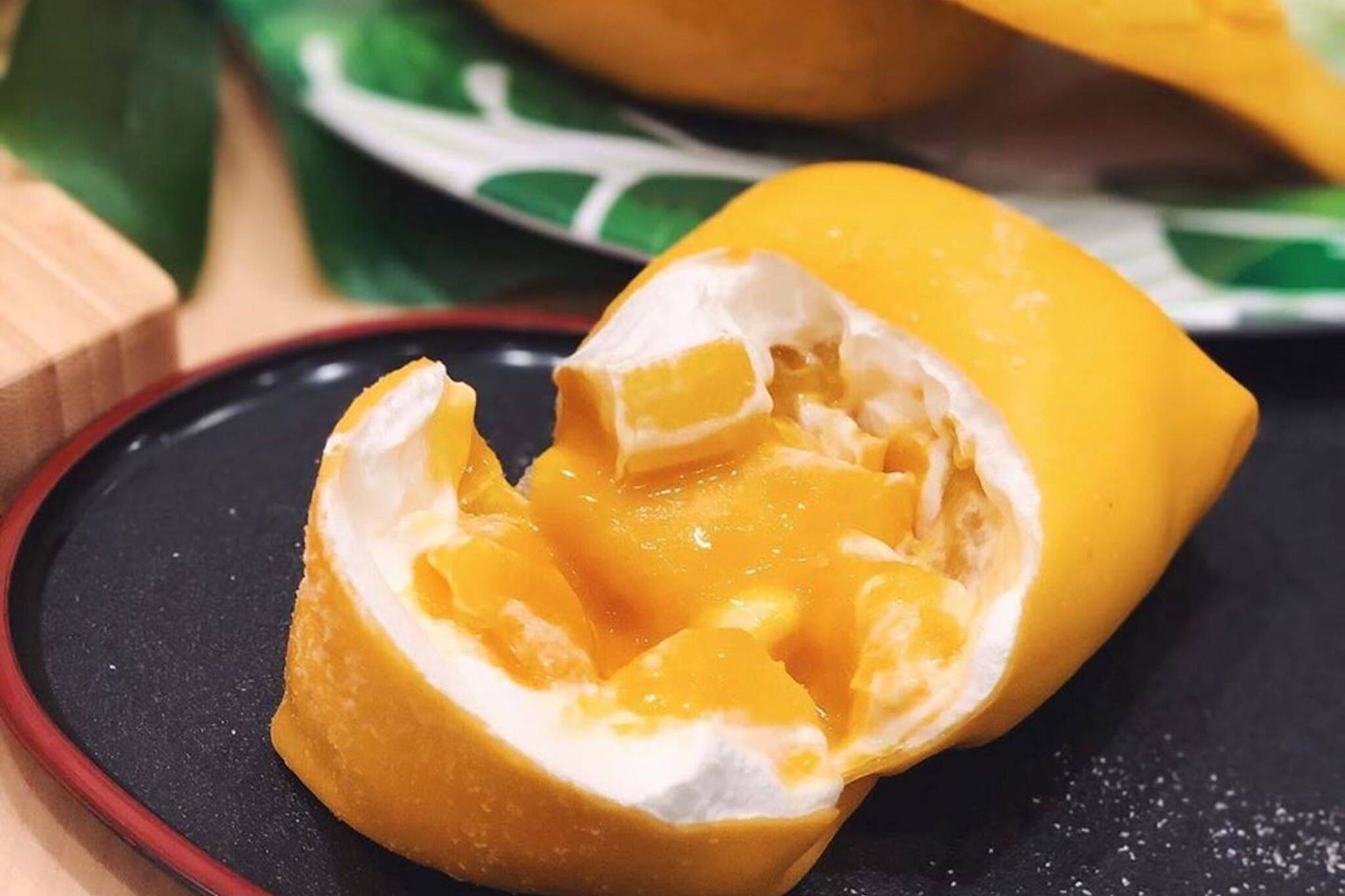 mango like dessert toronto