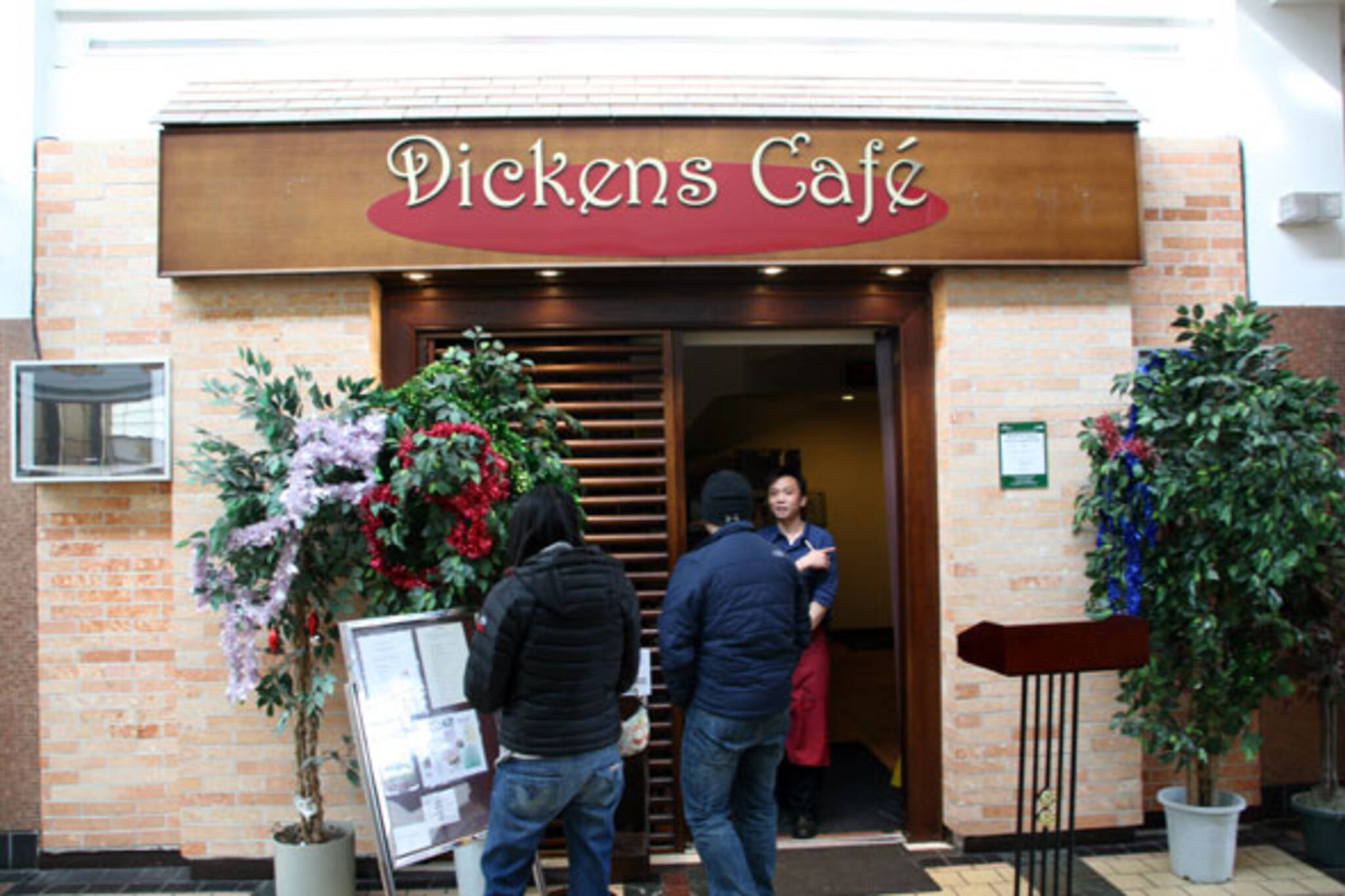 Dickens Cafe