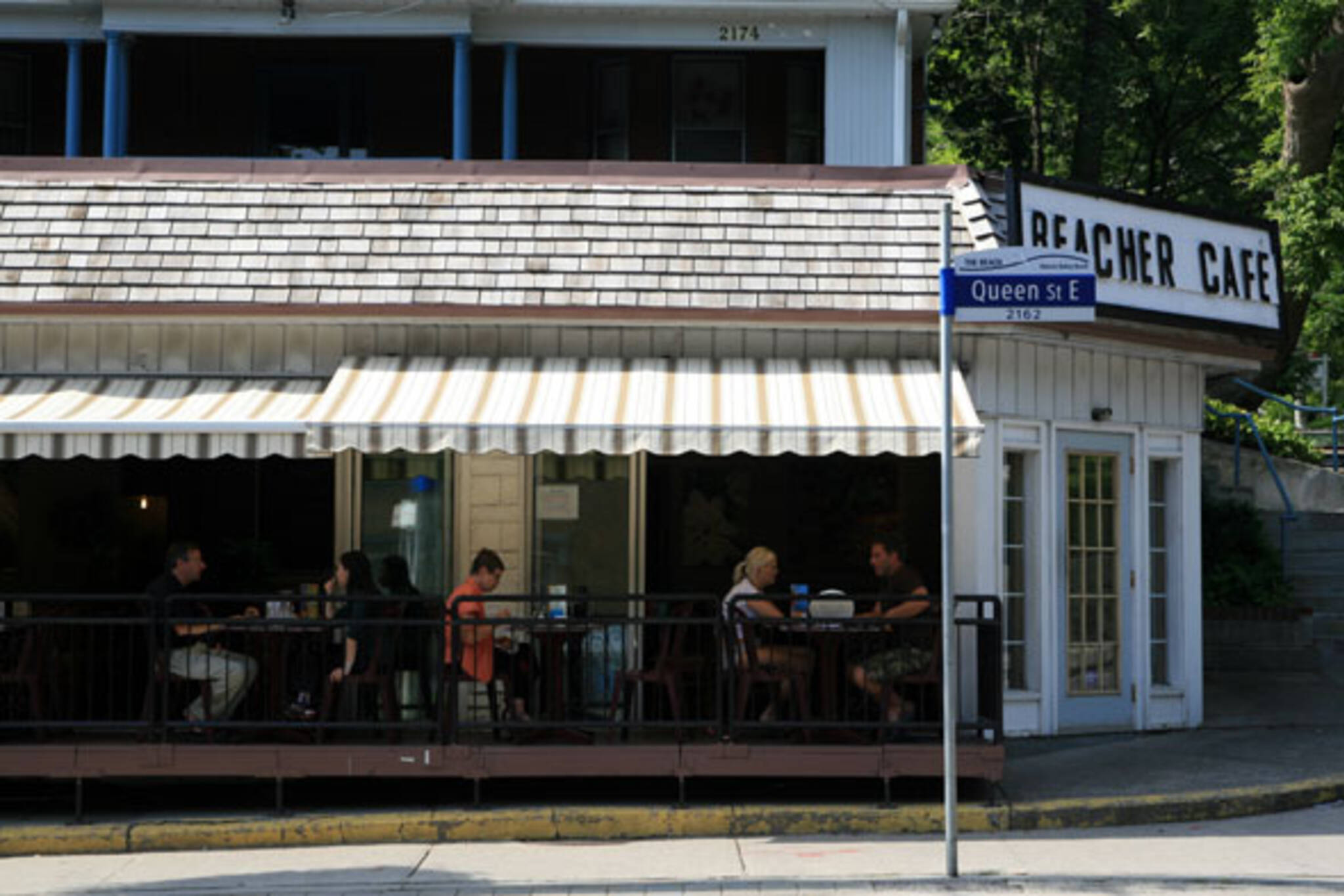 Beacher Cafe Toronto