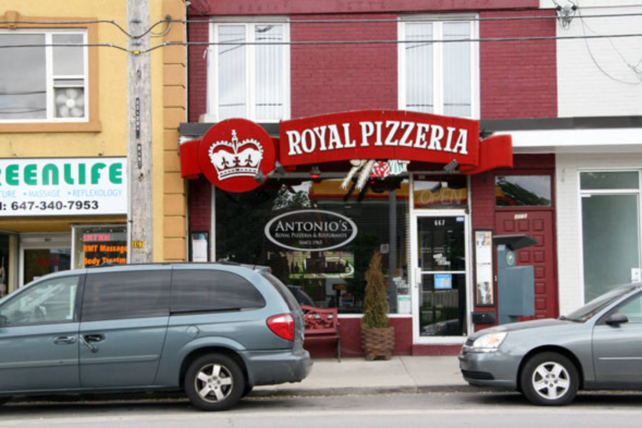 Royal Pizzeria Toronto