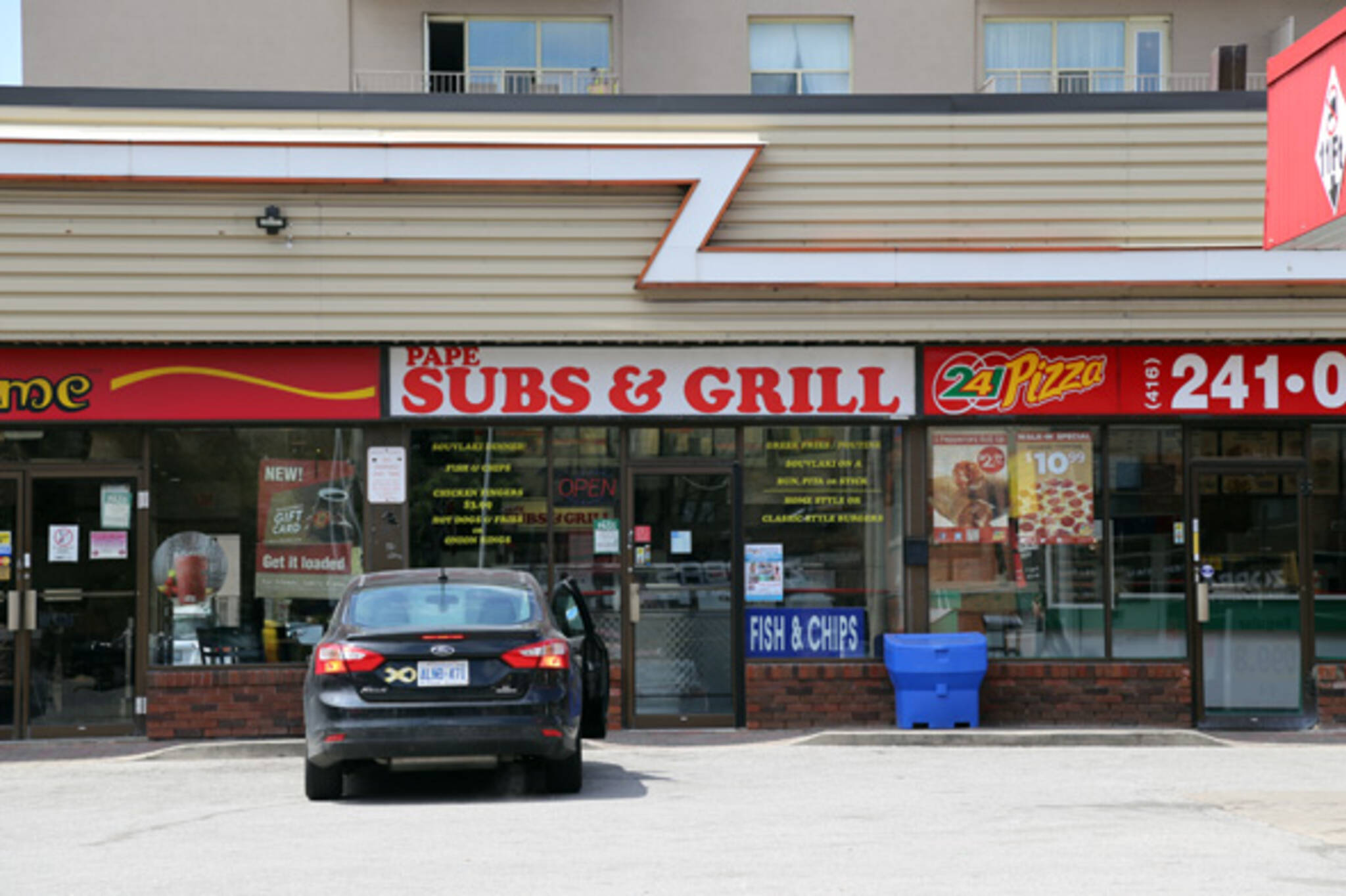 pape subs and grill