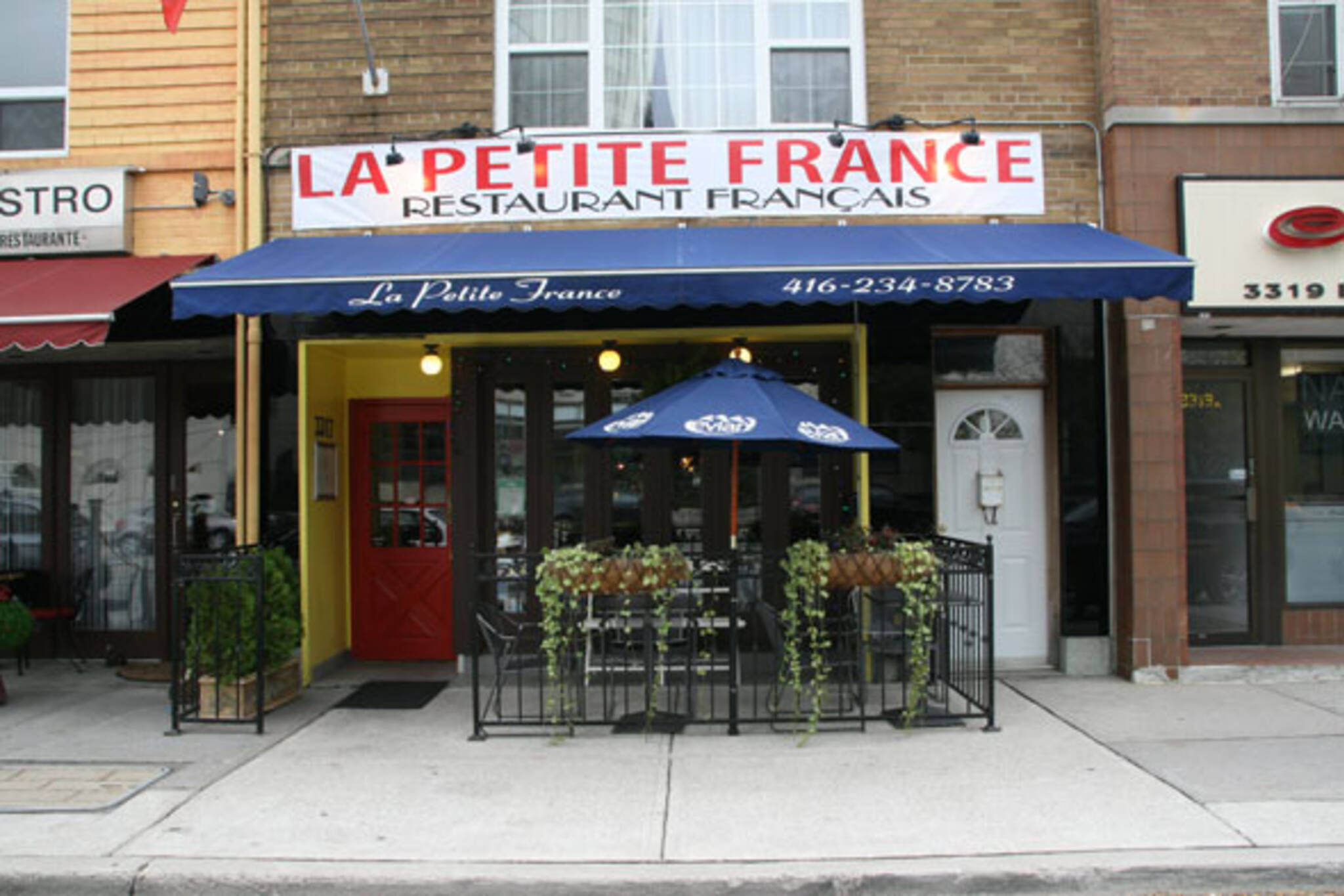 La Petite France Toronto