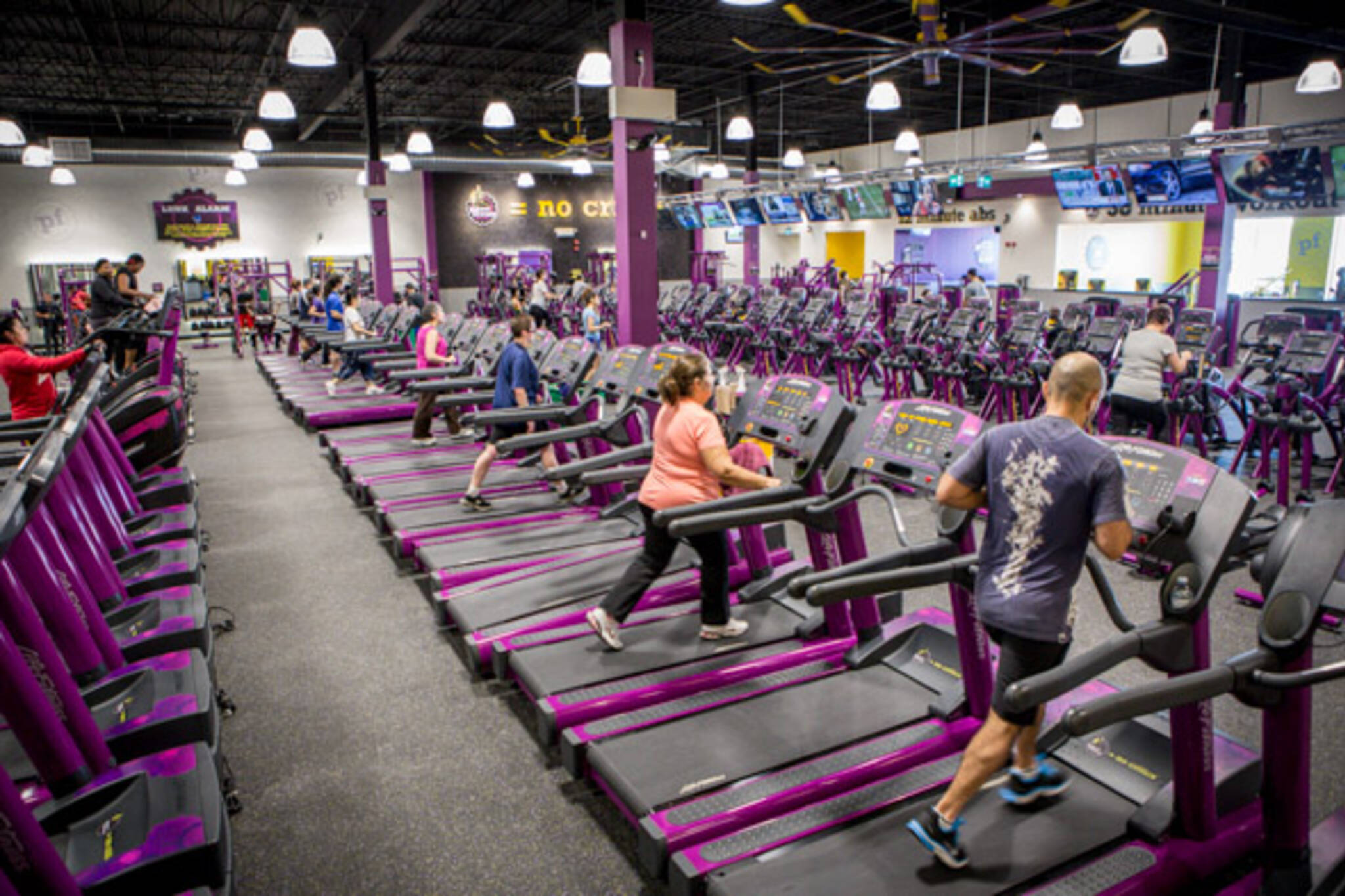 Fort Erie Planet Fitness opens with busy first day