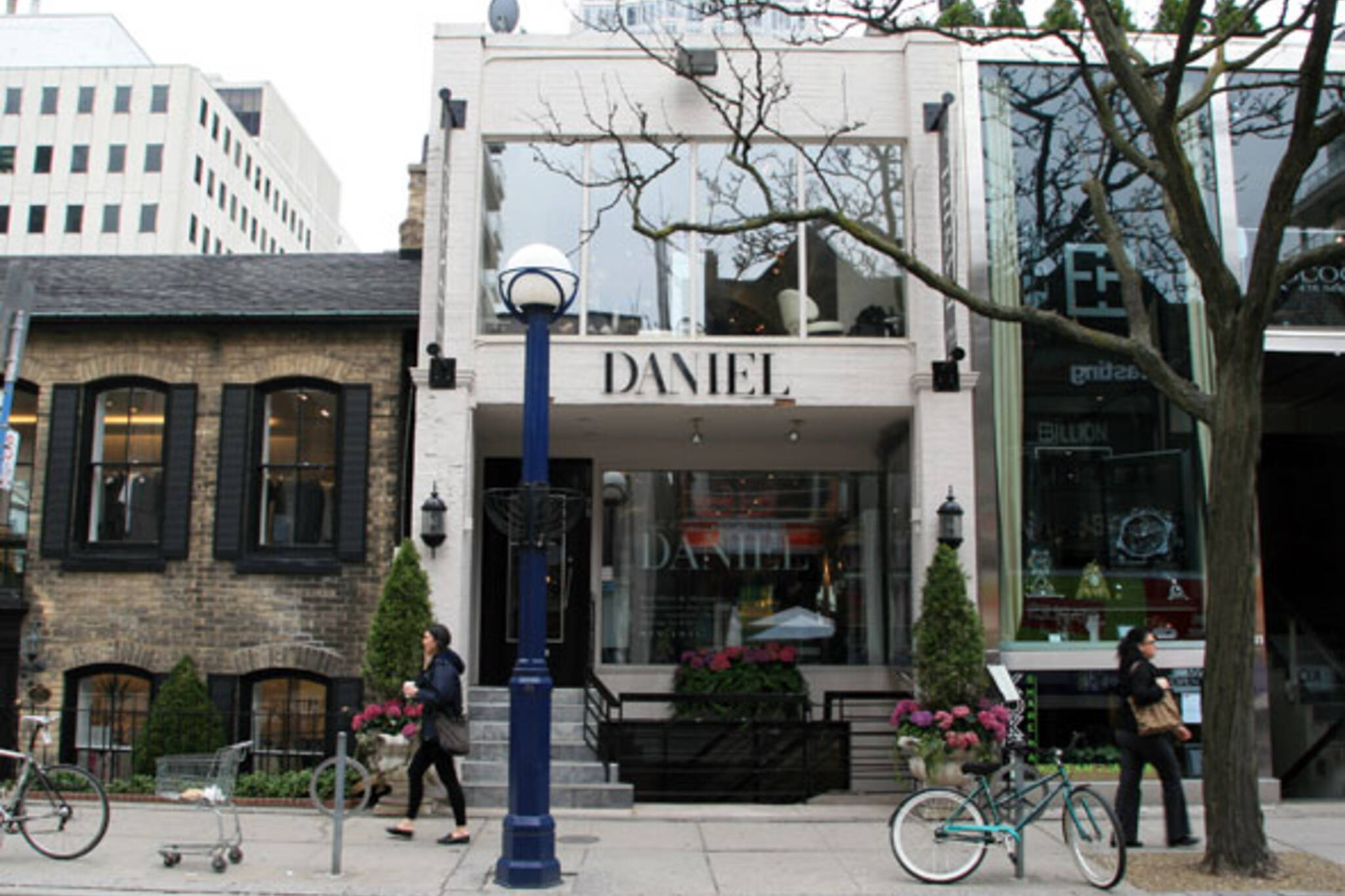 Salon Daniel Yorkville Toronto