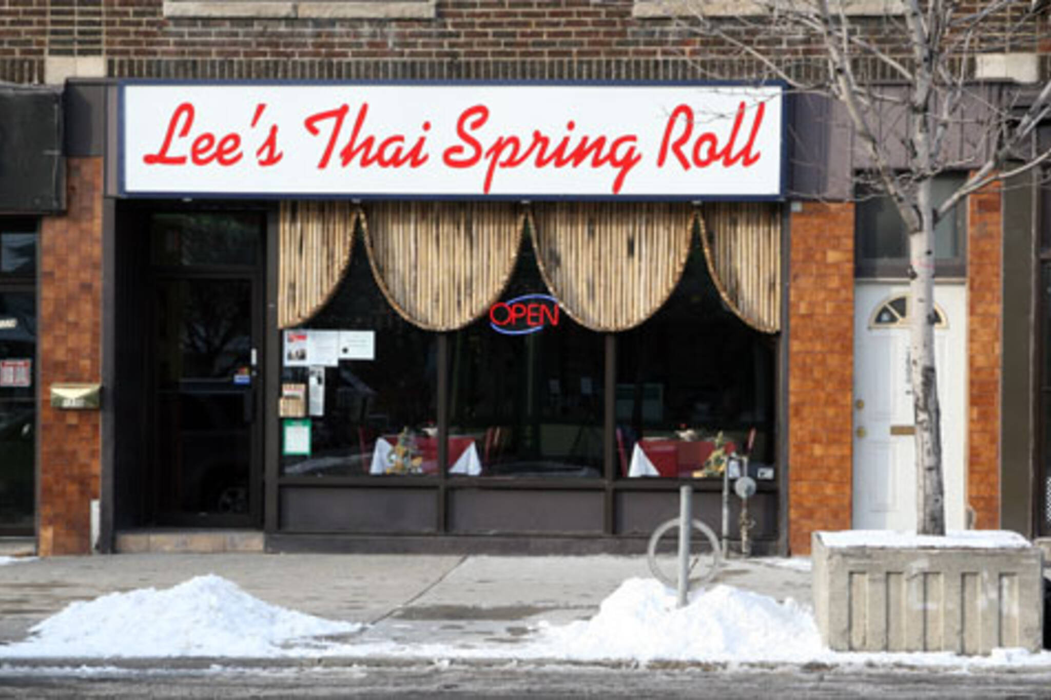 Lee's Thai Spring Roll