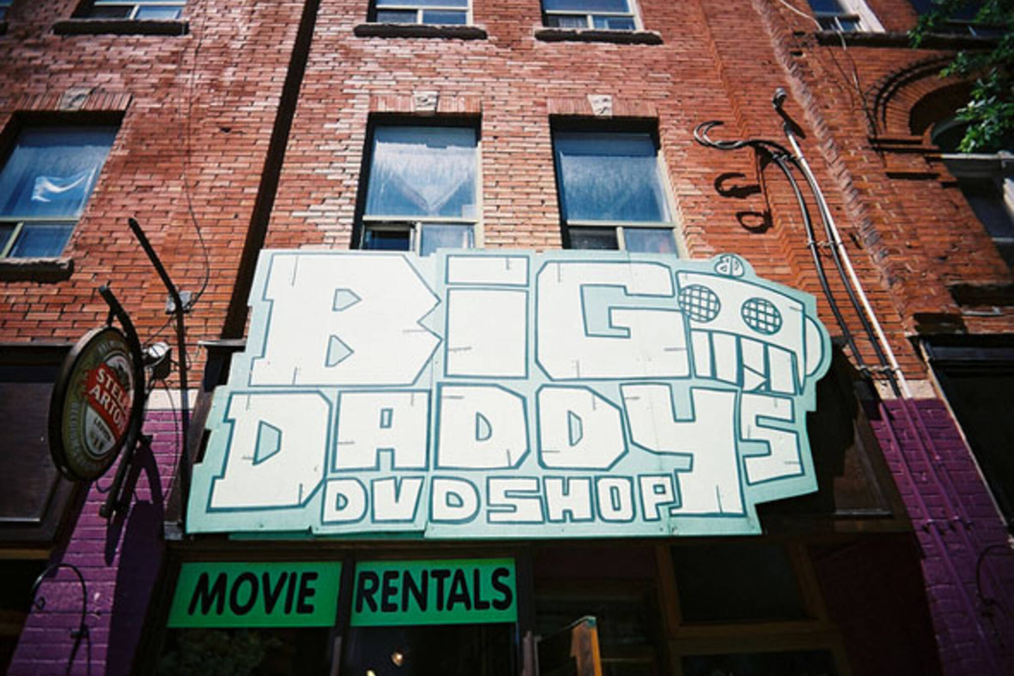 big daddys dvd shop