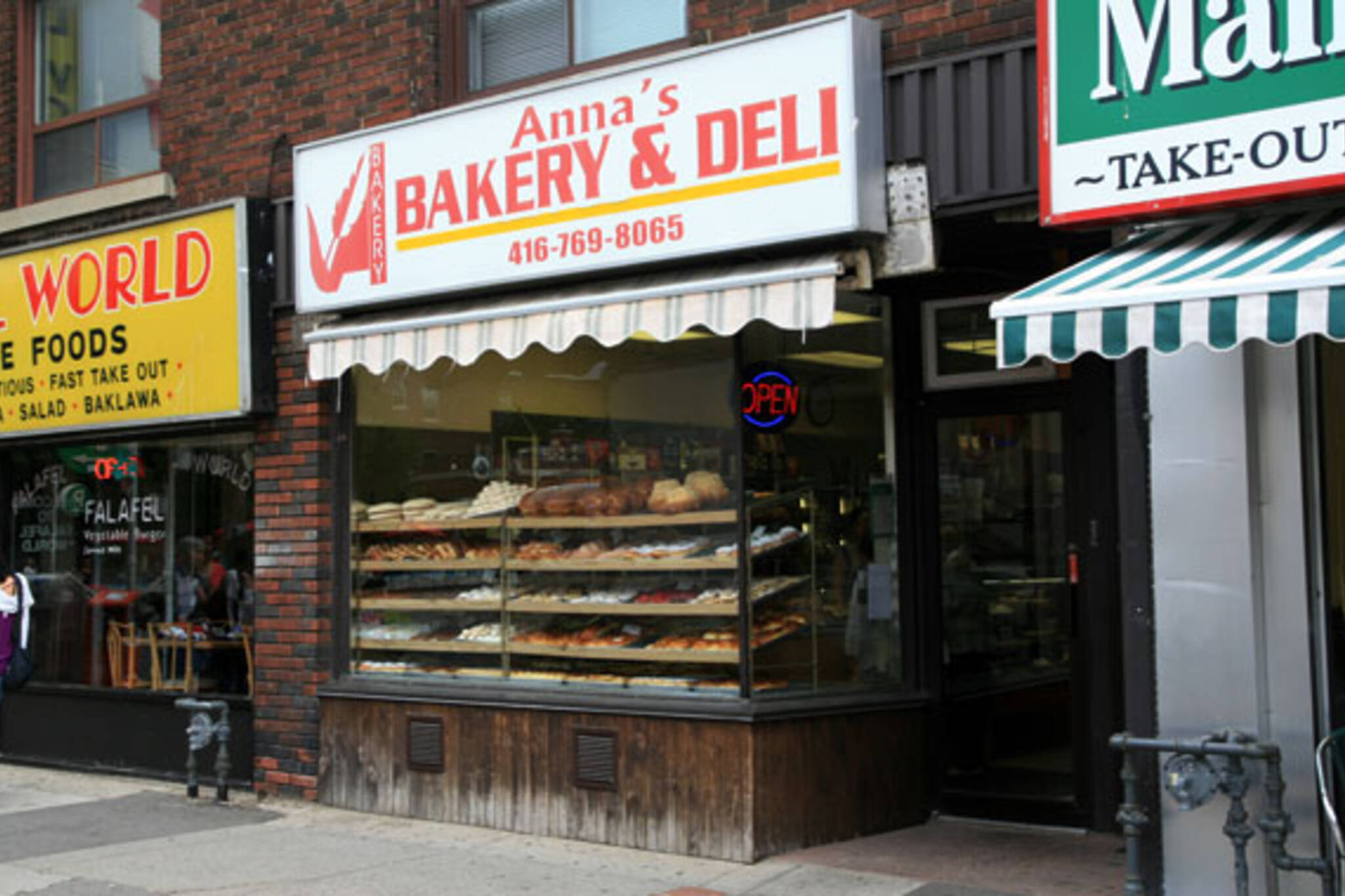 Anna's Bakery & Deli