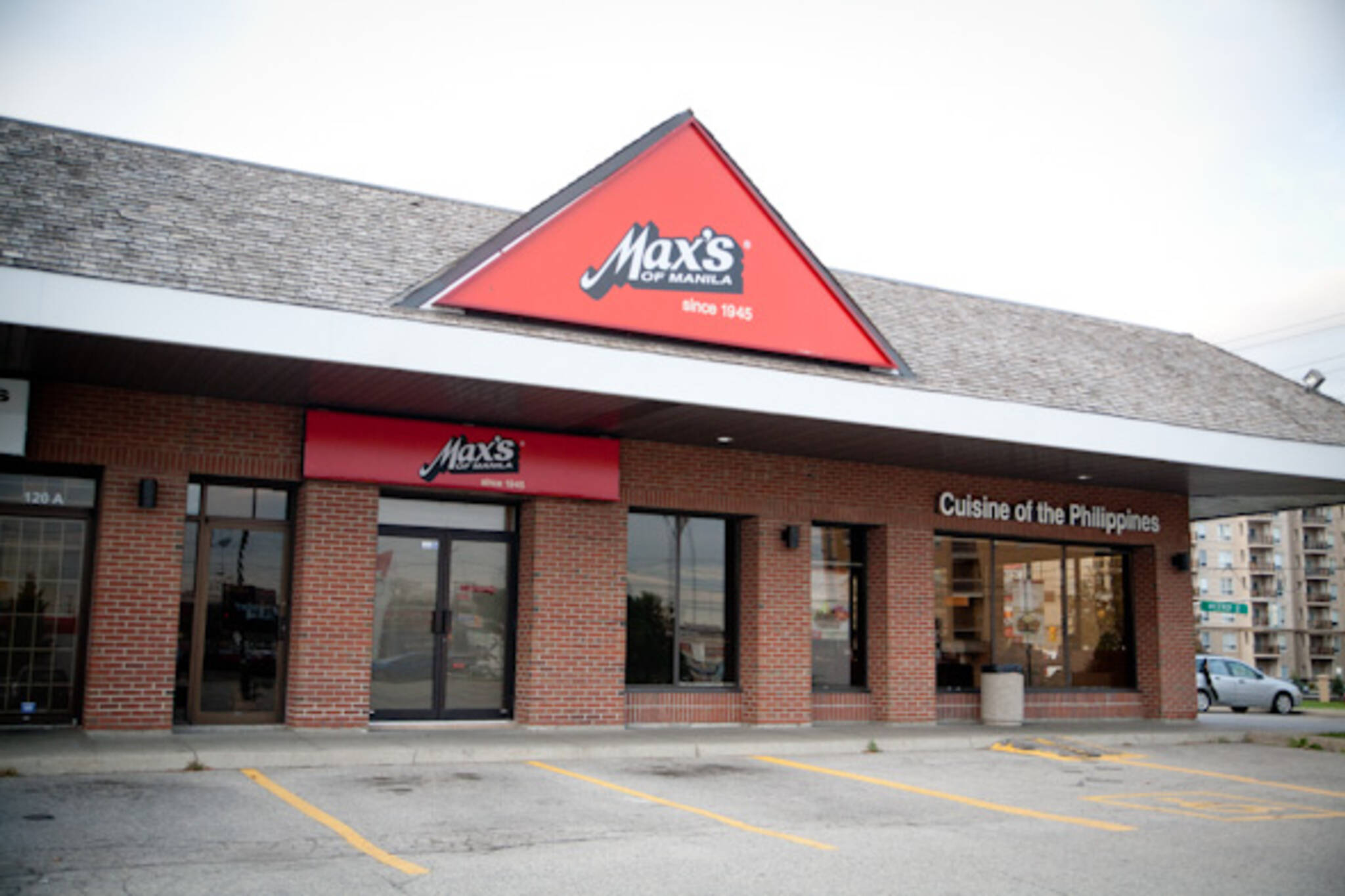 Max's Restaurant Toronto