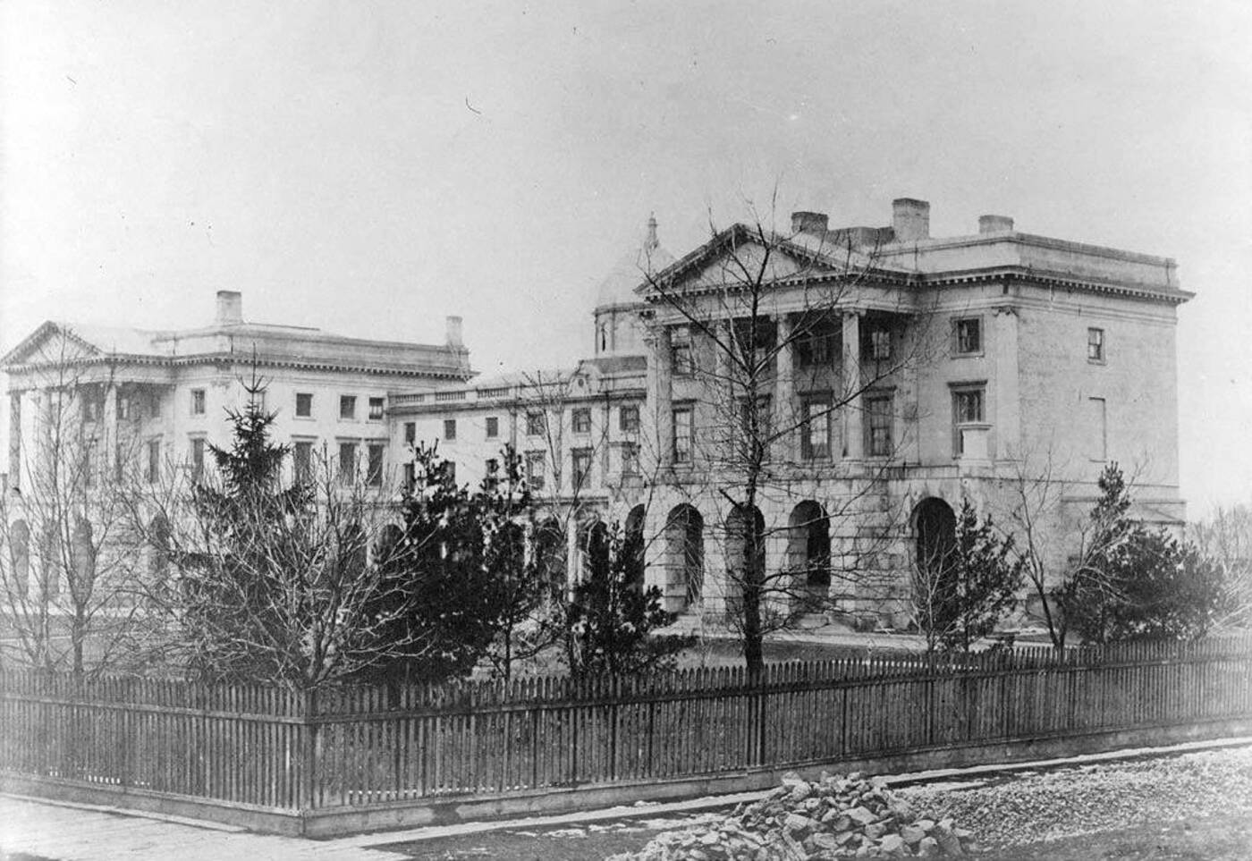 多伦多奥斯古德大厅，1856年