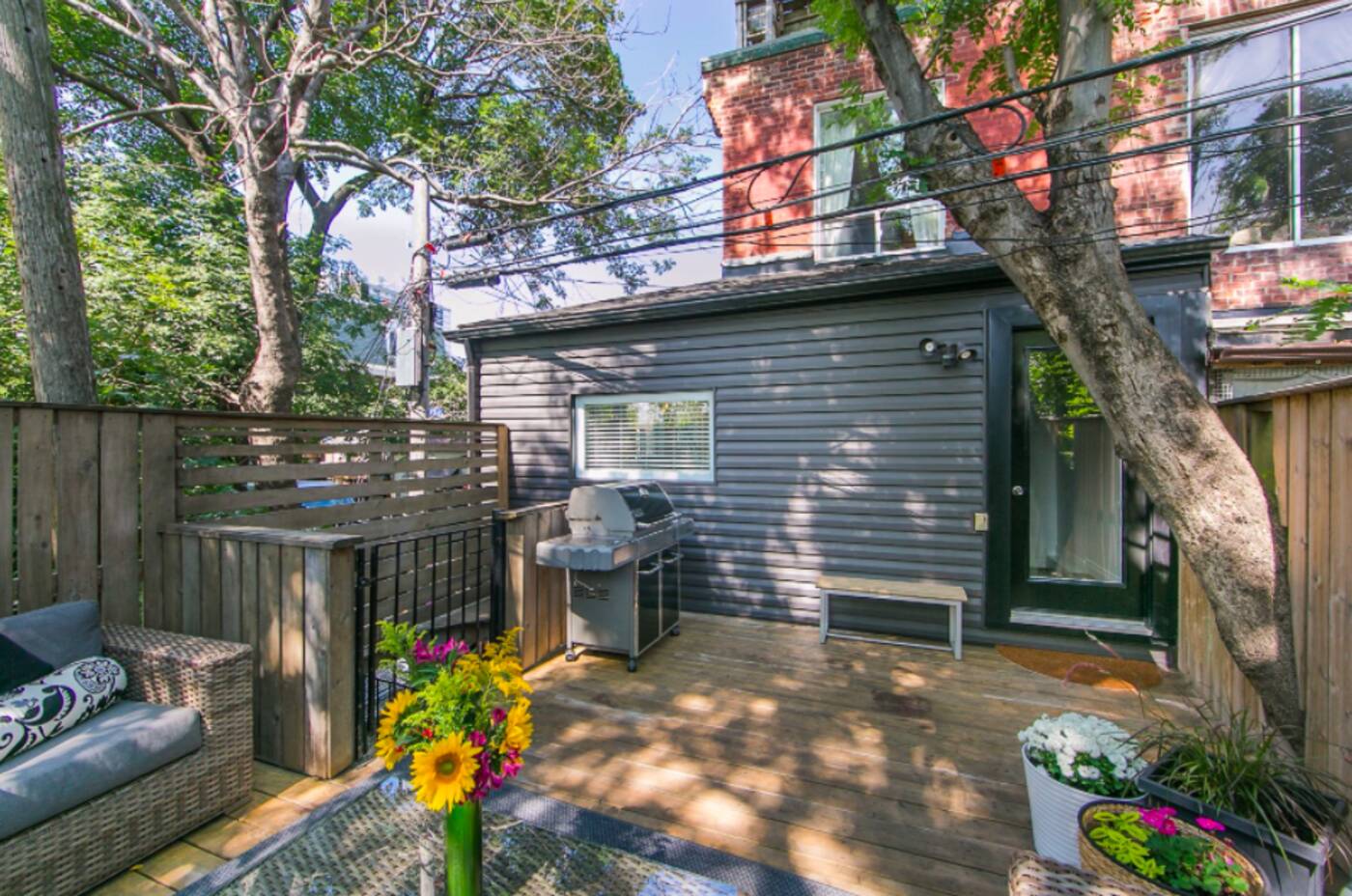 Sold Toronto House Above Train Tracks Goes For 12 Million