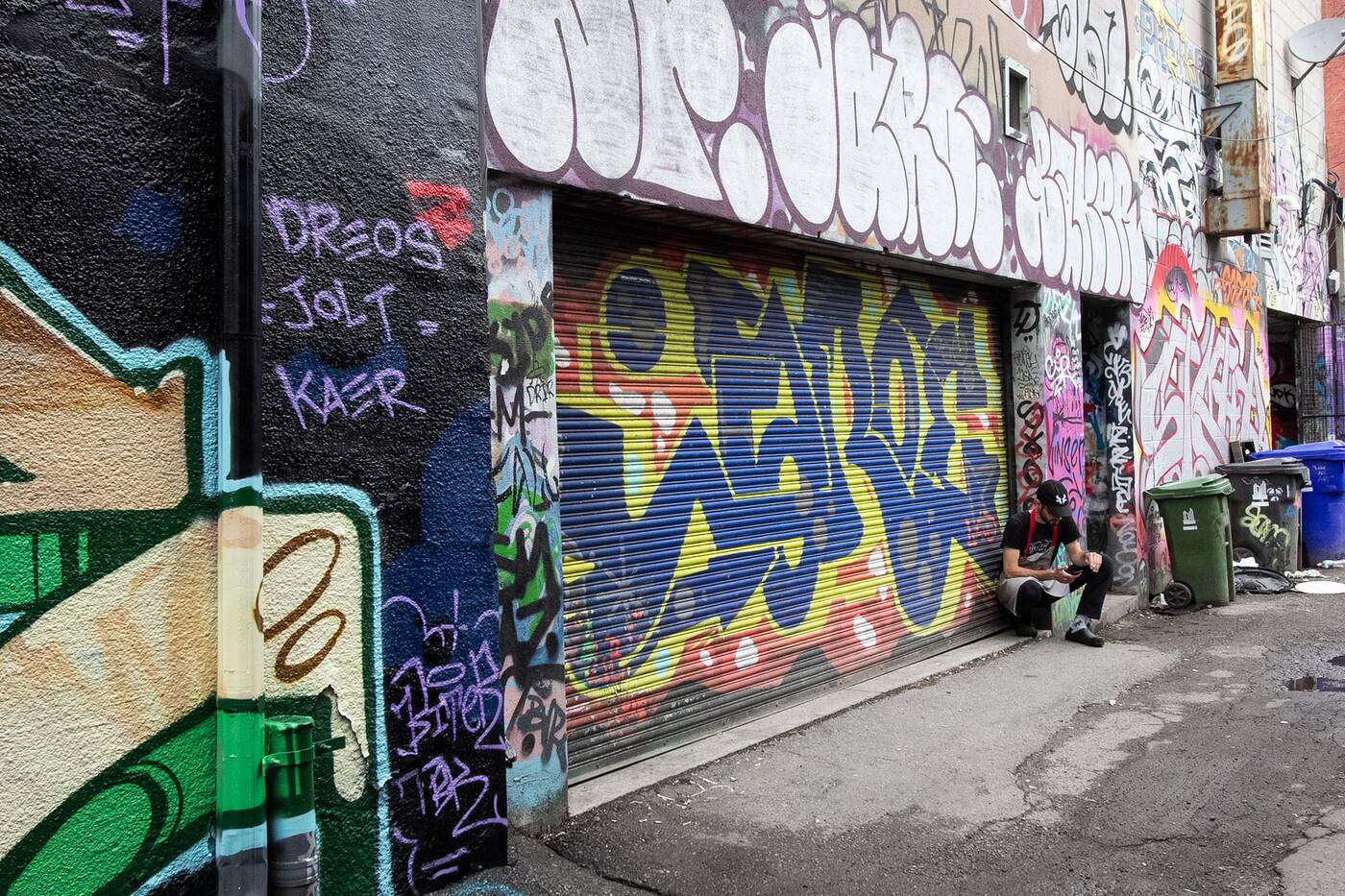 graffiti alley toronto