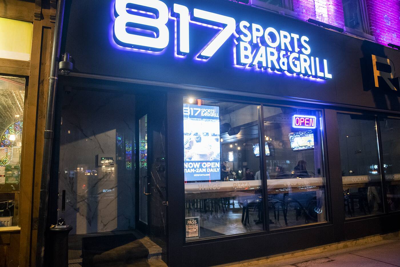 817 Sports Bar Toronto