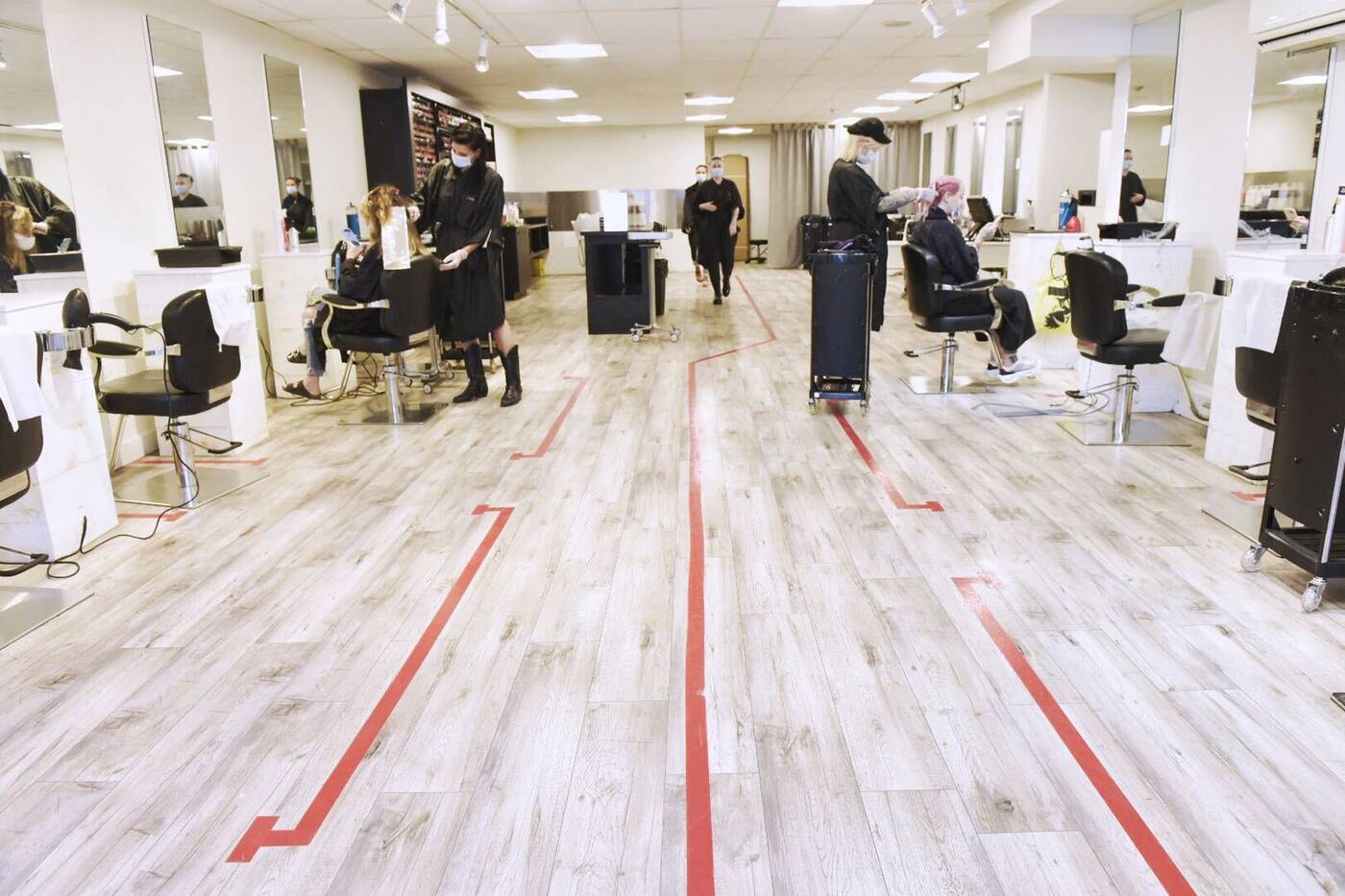 hair salons open in toronto