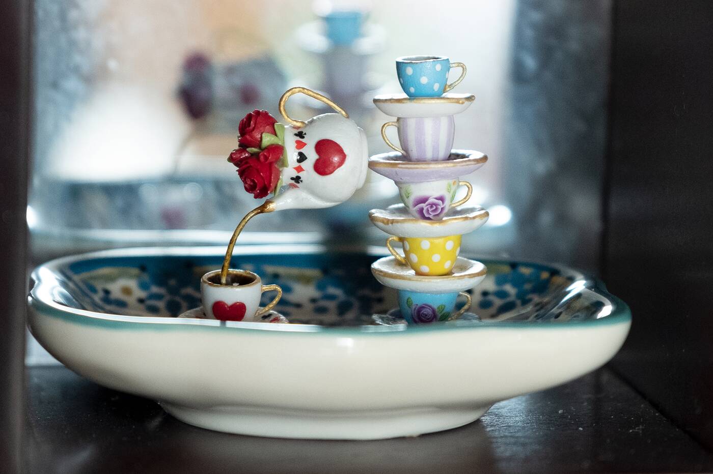 This woman in Toronto has more than 450 teapot sets in her two-bedroom ...