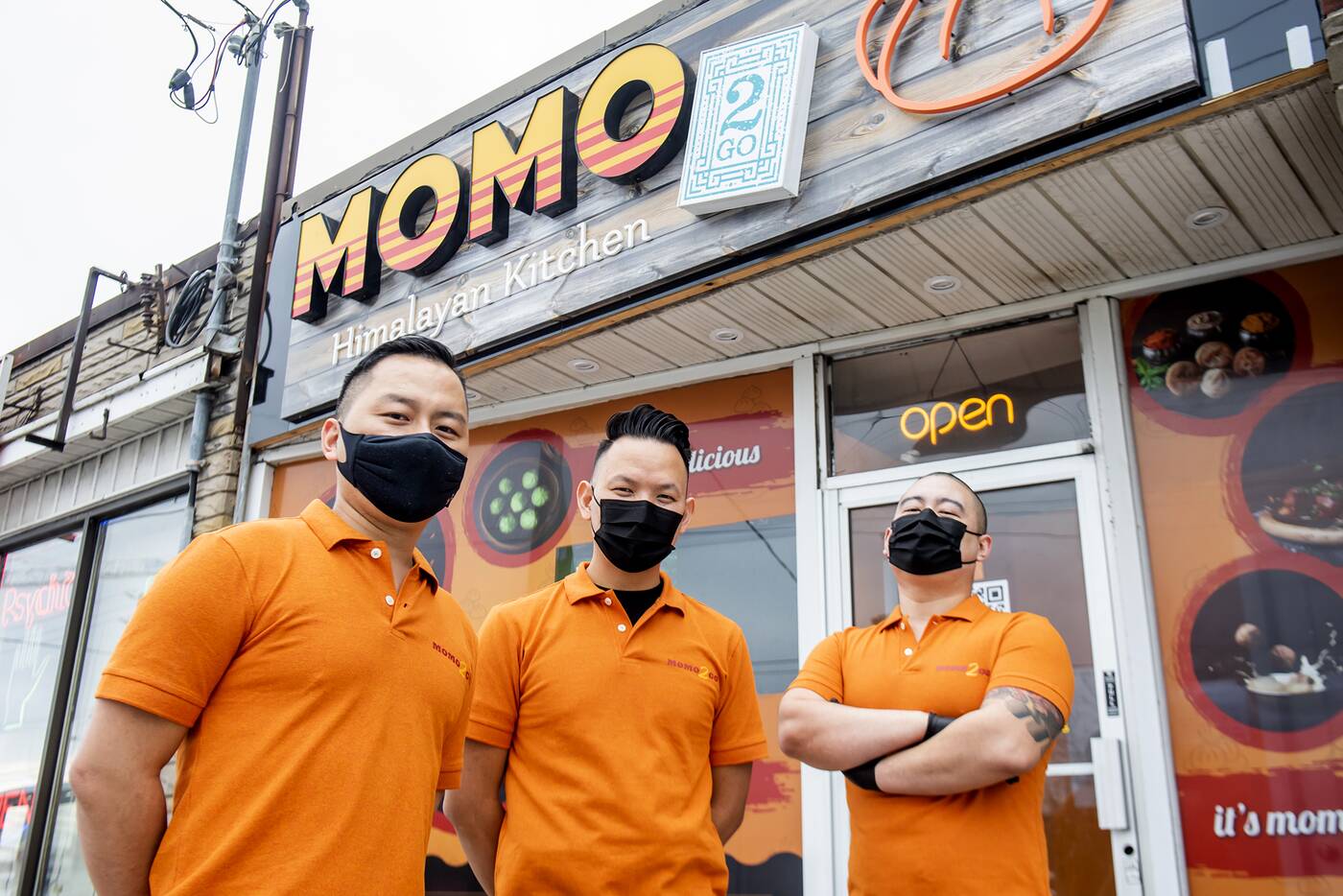 Momo 2 Go Toronto