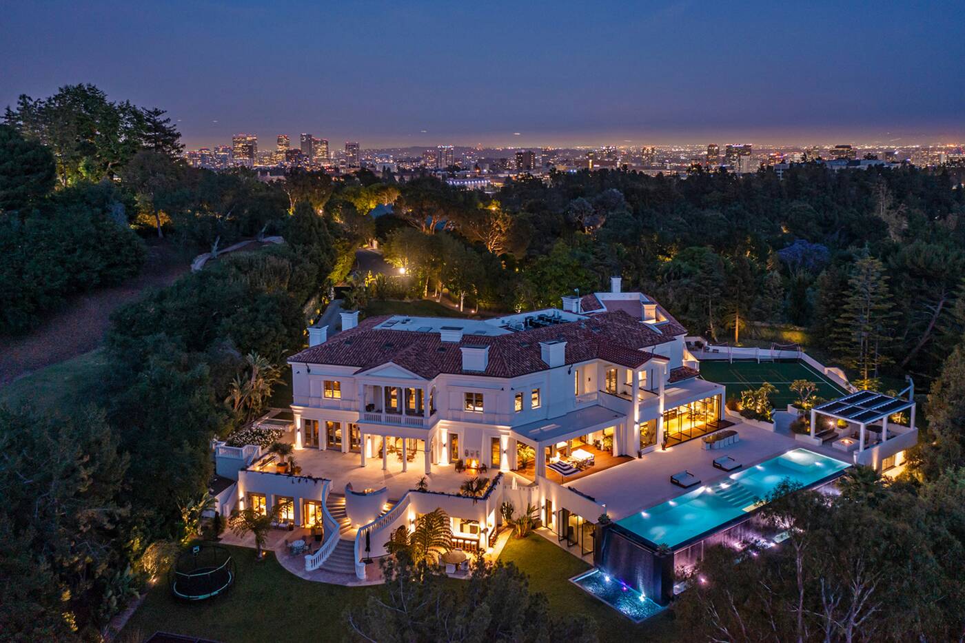 the weeknd mansion