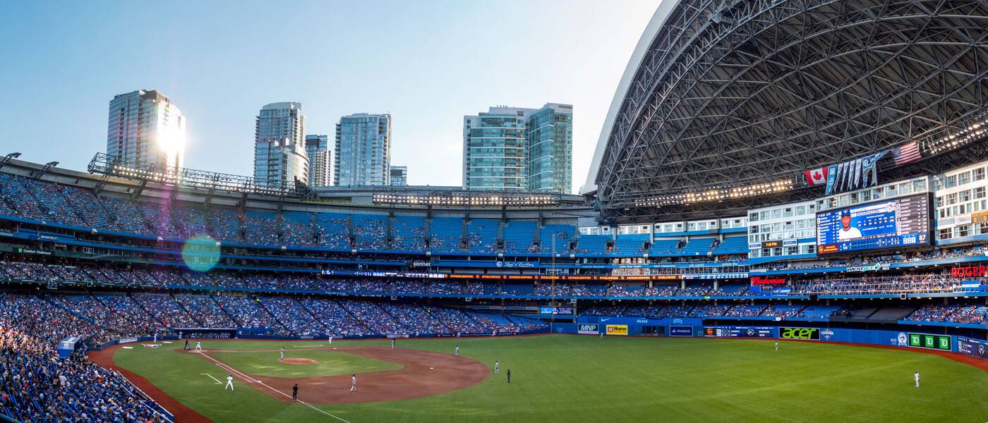 Rogers Centre Dome Closing . Rogers Centre Baseball Sta…