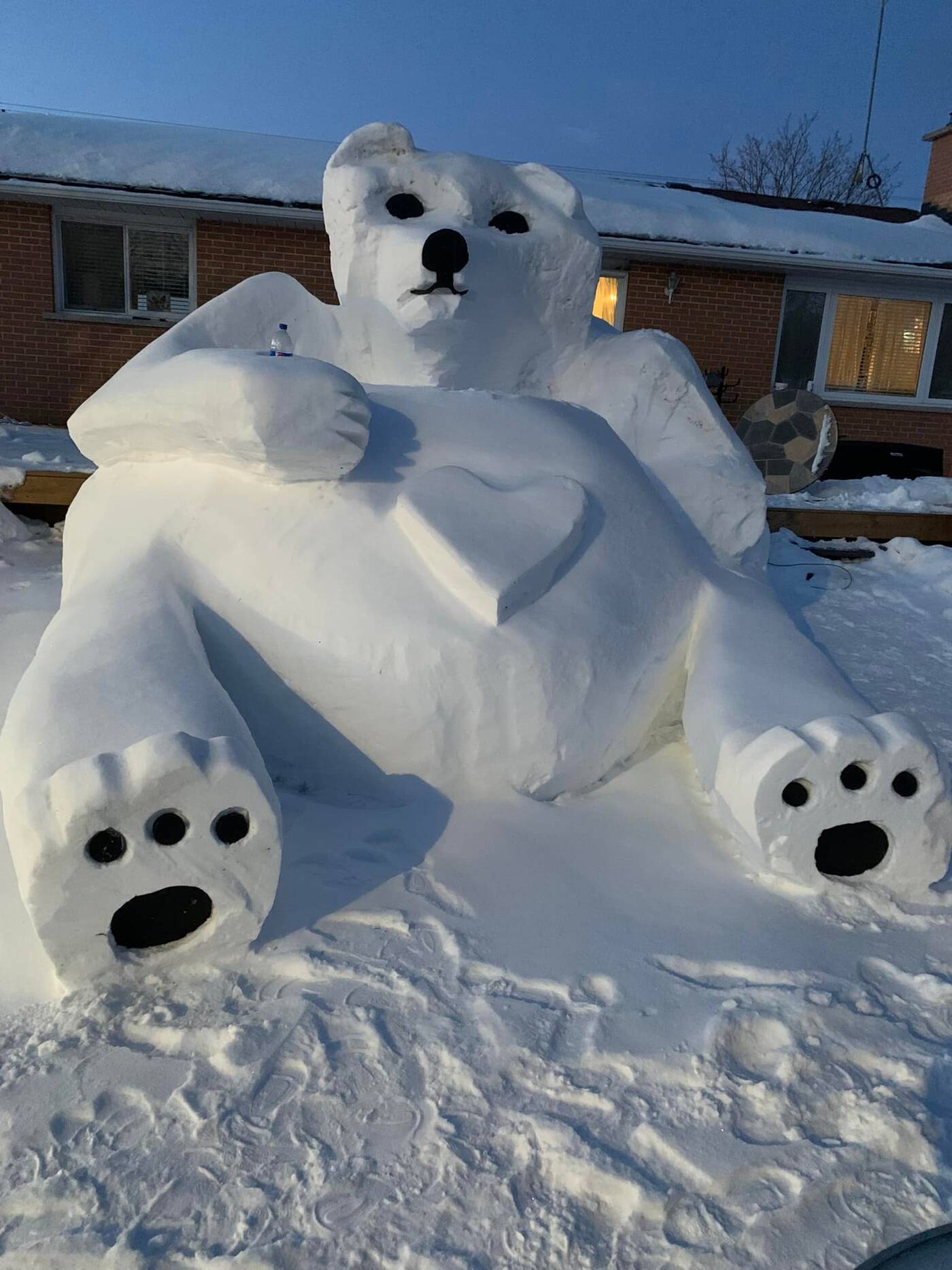 giant snow bear