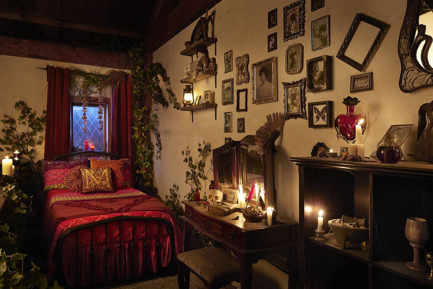 hocus pocus cottage airbnb
