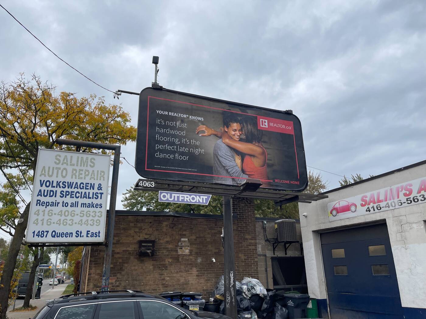 People in Toronto are really loving this billboard right now