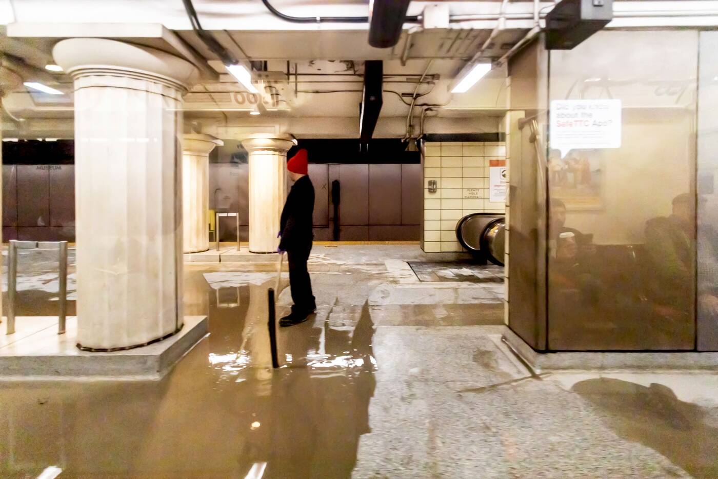 TTC博物馆站洪水