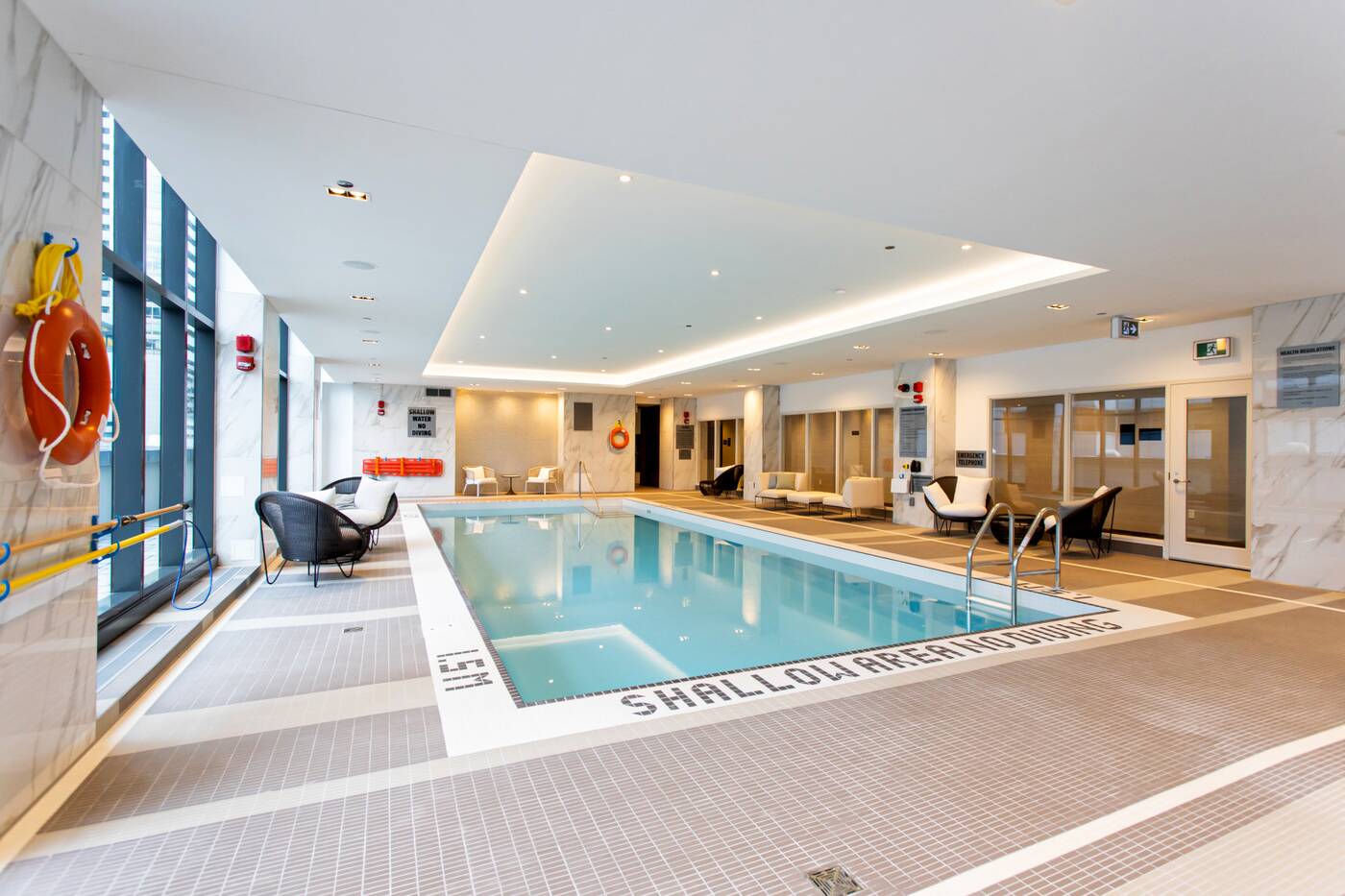 hotel with pools toronto
