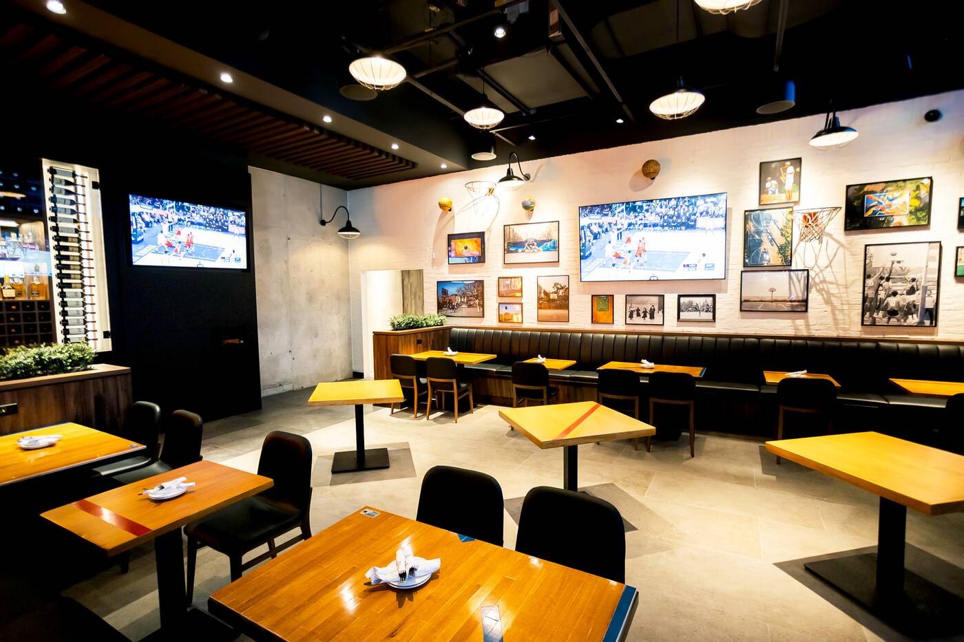 NBA Courtside Restaurant Toronto