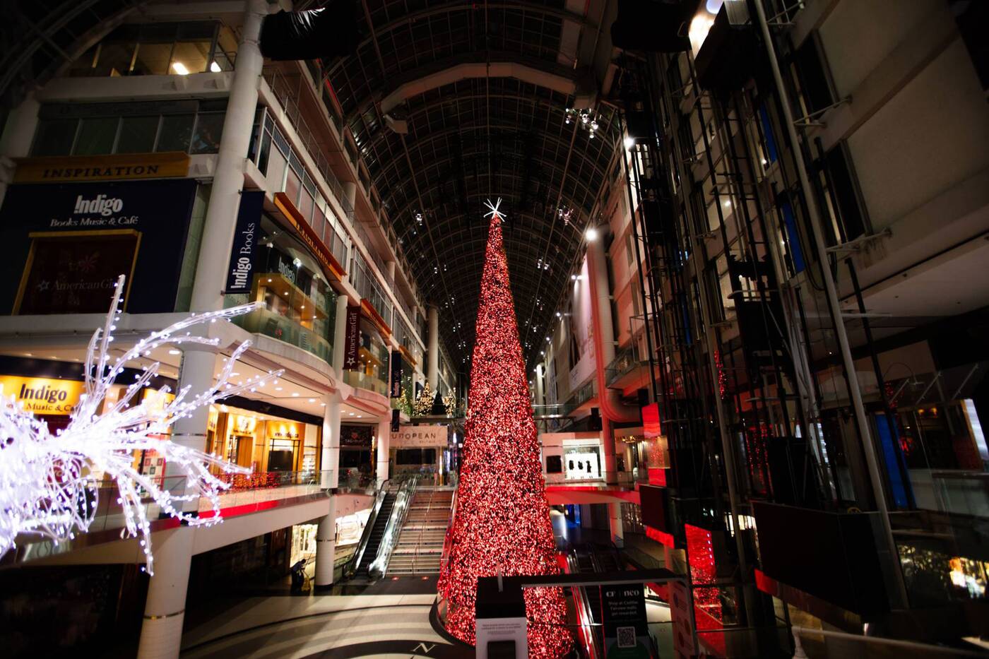 Kick off the holidays with CF Toronto Eaton Centre's annual tree ...